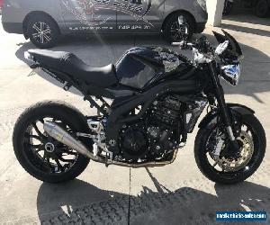 TRIUMPH SPEED TRIPLE 1050 12/2009 MODEL 18609KMS STAT  PROJECT MAKE OFFER