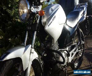 Yamaha YBR125 (2010) Learner legal - great condition, plus extras