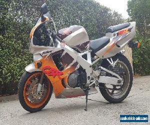 Honda CBR900RR 1994 Fireblade Urban Tiger SC28