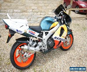 1998 HONDA CBR900RR MULTI-COLOURED FIREBLADE