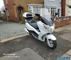 Honda FES125 S-Wing ** Automatic - Top Box - Centre Stand ** for Sale