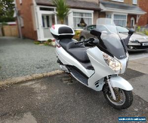 Honda FES125 S-Wing ** Automatic - Top Box - Centre Stand **