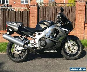 1998 R REG HONDA CBR 900 RR W 918cc 1 PREVIOUS OWNER FIREBLADE BEST COLOUR