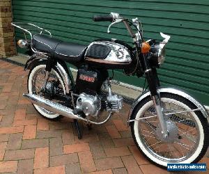 Vintage Honda motorcycle 1970 CD90Z