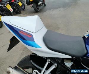 SUZUKI GSXR 600