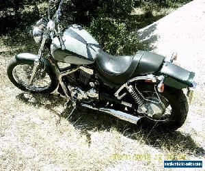 2001 Suzuki Intruder