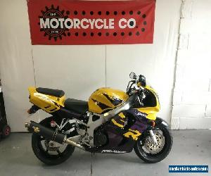 Honda CBR 900 1998 1 Owner 7900 Miles Very Genuine Bike 