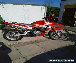 Suzuki dr800 BIG 1991 red UK model