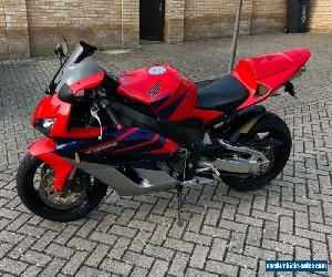 Honda CBR1000RR Fireblade 2005