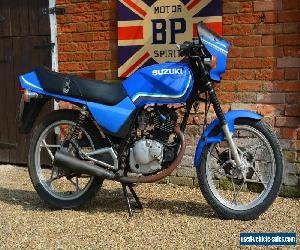 1992 SUZUKI GS125 MOTORBIKE NEW MOT LOW MILES RARE CLASSIC TWIN SHOCK NO RESERVE