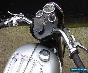 TRIUMPH T100 YEAR 1954 500cc Silver & Black MOTORCYCLE