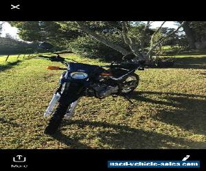 Yamaha 250 motor bike 