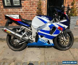 SUZUKI GSXR 750 K1