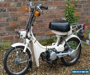 YAMAHA QT50 CLASSIC MOPED - IDEAL FOR CAMPER VAN - RIDE ON CAR LICENCE