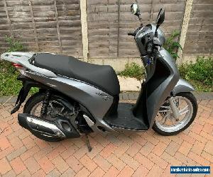 Honda SH125 125cc 2016 Silver Scooter Excellent Condition FSH