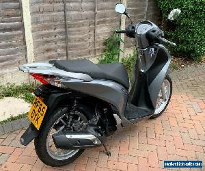 Honda SH125 125cc 2016 Silver Scooter Excellent Condition FSH