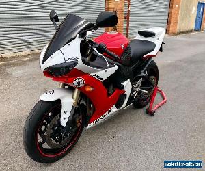 2006 Yamaha R6 - Red/black - 14k Miles - Akrapovic Exhaust