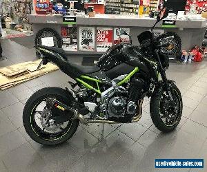 KAWASAKI 2017 ZR900