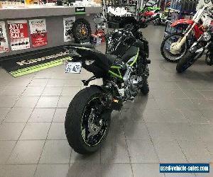 KAWASAKI 2017 ZR900