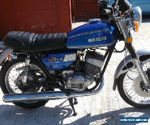 SUZUKI GT 250 classic motorcycle