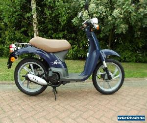 Honda Sky 50 SGX scooter moped