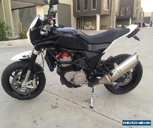 HUSQVARNA NUDA 900 02/2013 MODEL 13998KMS PROJECT  MAKE AN OFFER