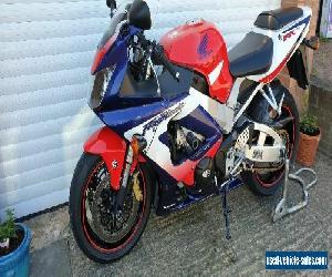 Honda CBR900RR Fireblade 9000 miles