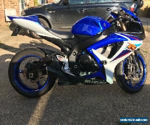 Suzuki gsxr 600 k7 blue