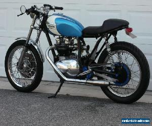 Triumph: 500 Cafe Racer