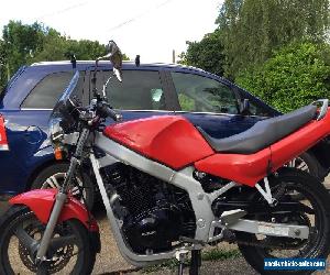 SUZUKI GS500E MOTORBIKE 2001