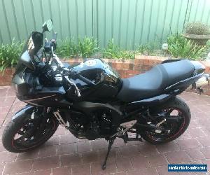 Yamaha FZ6S Motorcycle