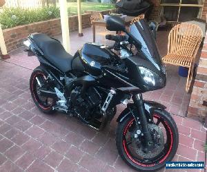 Yamaha FZ6S Motorcycle