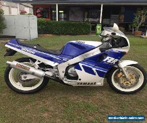  Yamaha FZR 750 1987 