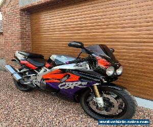 Honda Fireblade SC28 893cc