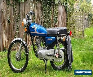 Classic Honda CG125 K1 - 1979