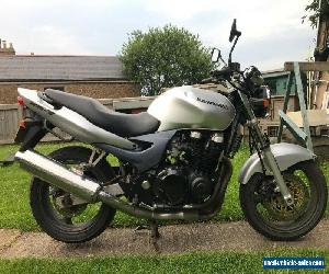 Kawasaki zr750