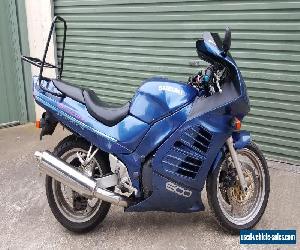 Suzuki RF600