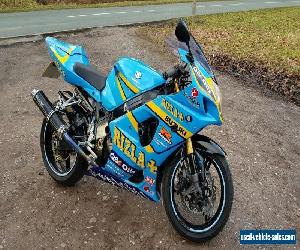 SUZUKI GSXR 1000 RIZLA K4 CRESCENT SUZUKI DREAM MACHINE PAINT & RIZZLA GRAPHICS