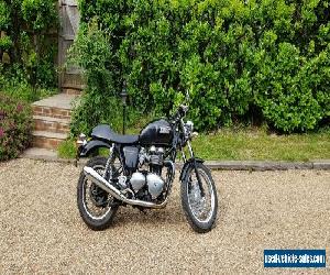 Triumph Thruxton 900R Motorbike