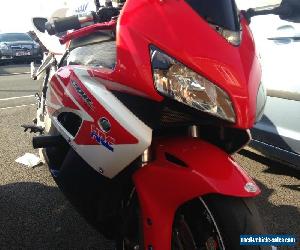 2004 HONDA CBR 1000 RR ,,VERY GOOD CONDITION FOR YR ,LOW MILES ,WILL DO NEW MOT