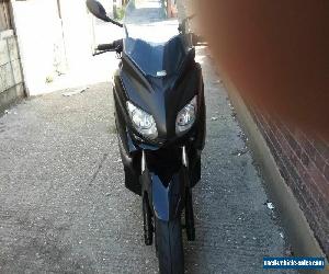 Yamaha XMax 250