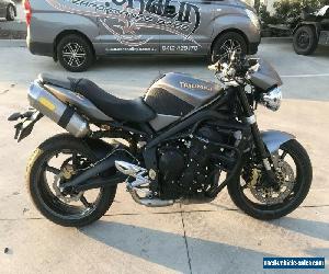 TRIUMPH STREET TRIPLE 675 675R 11/2008 MODEL  PROJECT MAKE AN OFFER