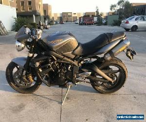 TRIUMPH STREET TRIPLE 675 675R 11/2008 MODEL  PROJECT MAKE AN OFFER