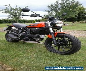 Ducati scrambler  sixty 2