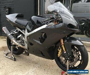 Suzuki GSXR 1000 K2 Show Bike / Track Bike. Dymag, Ohlins, Harris, Yoshimura, V5