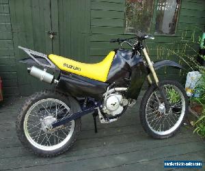 SUZUKI 125CC TRAIL BIKE.