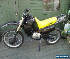 SUZUKI 125CC TRAIL BIKE.