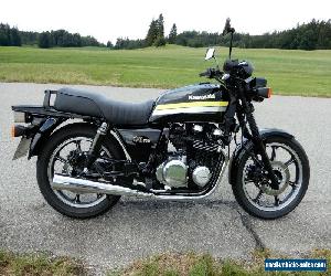 Kawasaki GT750 KZ750P restored & unique LOOK!