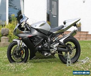 Yamaha yzf  R1