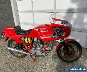 Ducati Mike Hailwood Replica 900cc